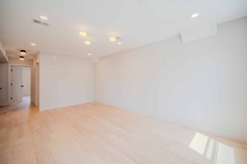 88 Maverick Street 2