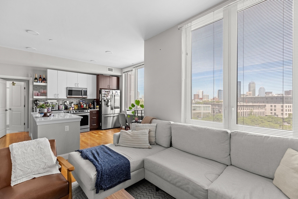 10 Taber St 508