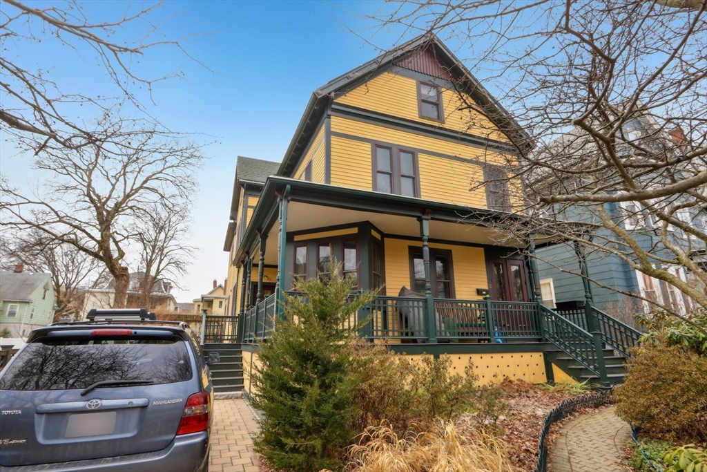 12 Maple Avenue 1