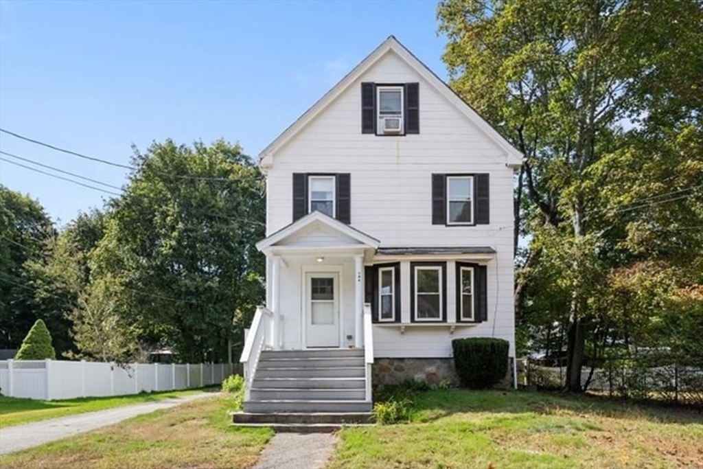Photo: 196 Myrtle St, Rockland, MA