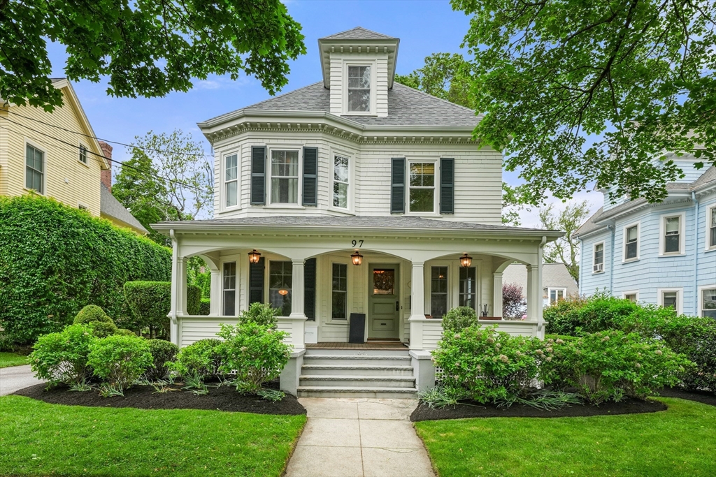 Newton, Massachusetts 02467, United States, 4 Bedrooms Bedrooms, ,3 BathroomsBathrooms,Residential,Contingent,143624 Newton, Massachusetts 02467, United States, 4 Bedrooms Bedrooms, ,3 BathroomsBathrooms,Residential,Contingent,143624