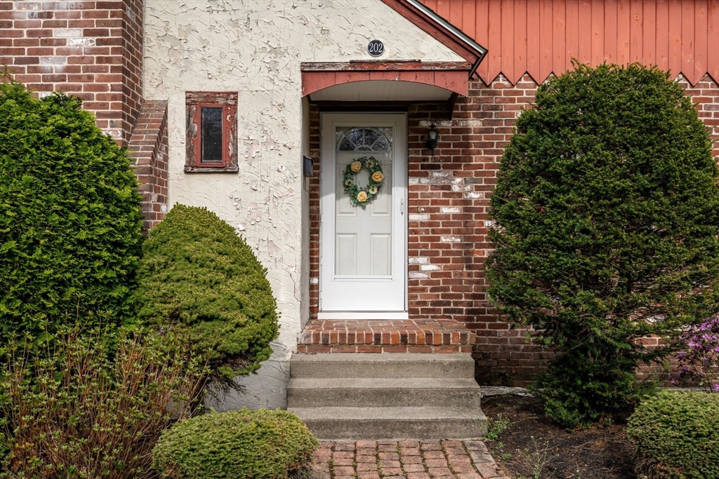 202 Holden St