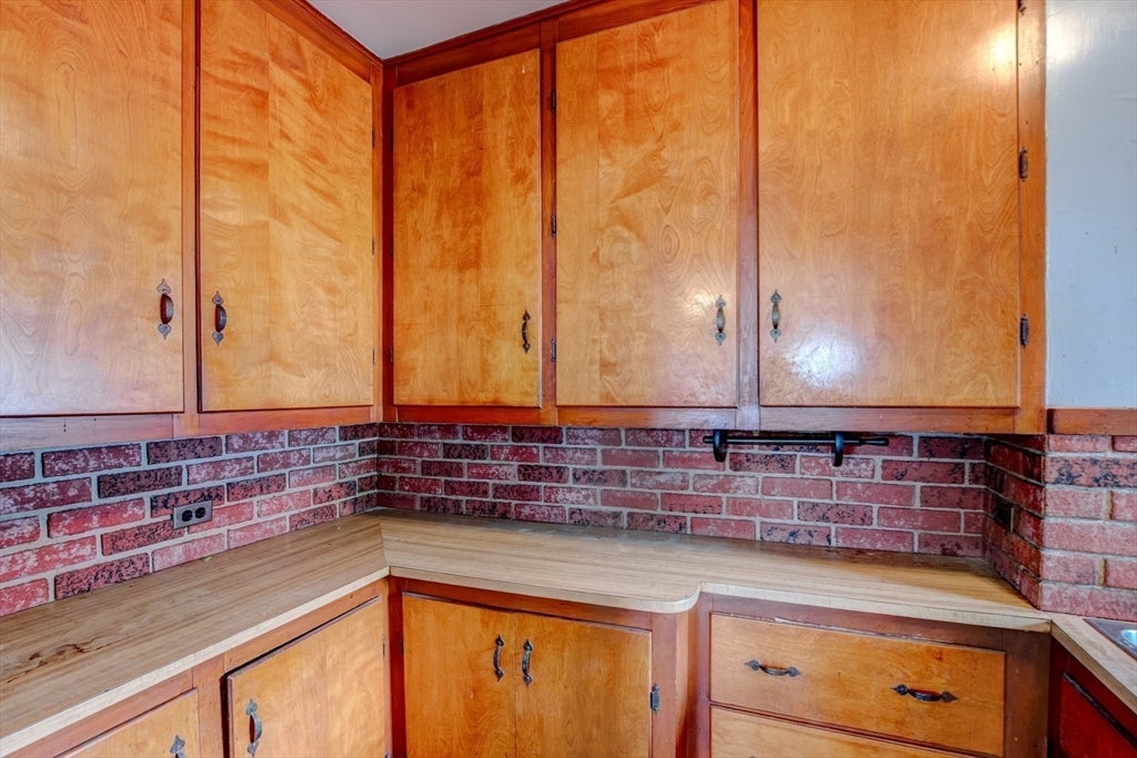 52 Bemis Rd, Fitchburg, MA, 52 Bemis Rd, Fitchburg, MA Photo #10