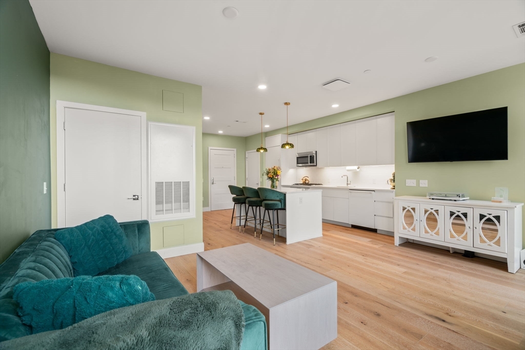 191 Washington St 423