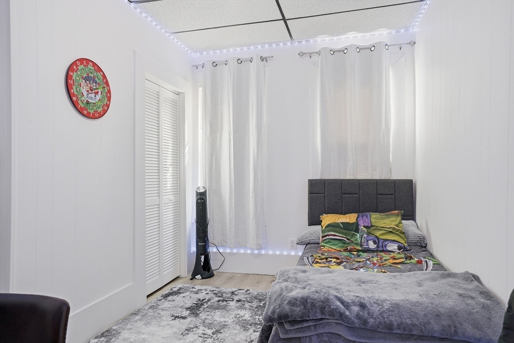 43 Wamesit St, Lowell, MA Photo #8