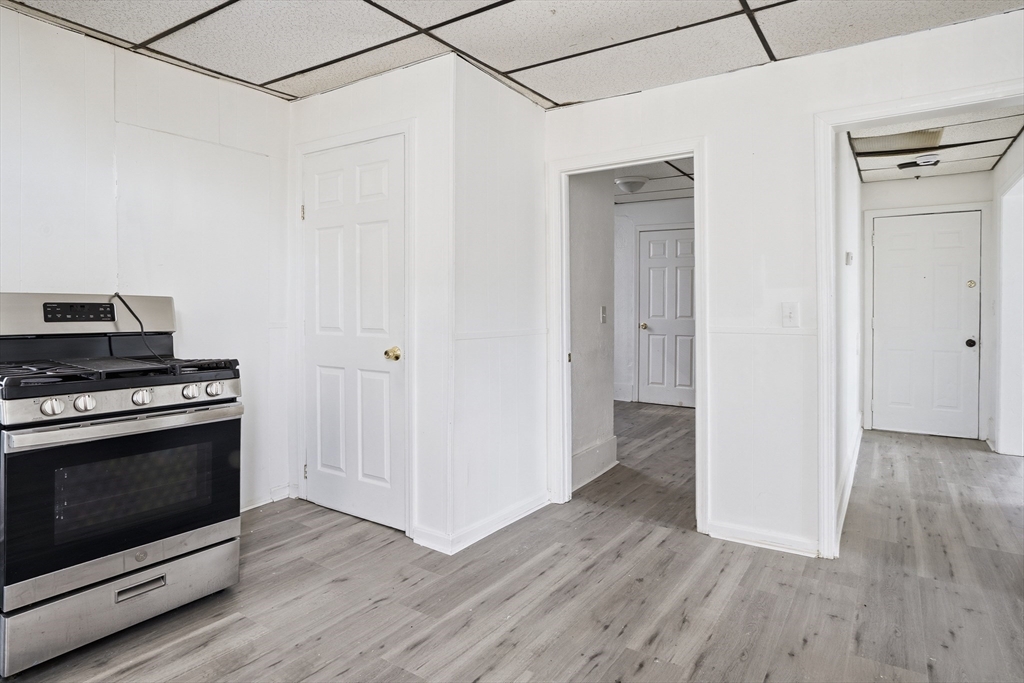 43 Wamesit St, Lowell, MA Photo #28
