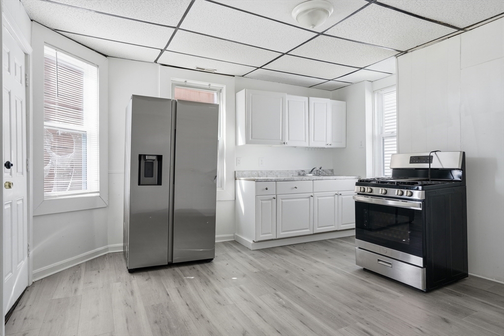43 Wamesit St, Lowell, MA Photo #27