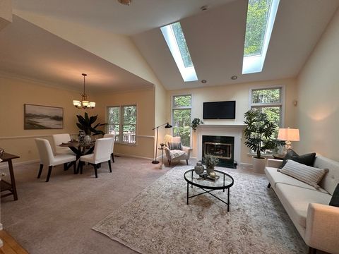 Photo of 7 Stonegate Lane #7, Bedford, MA 01730 (MLS # 73451211)