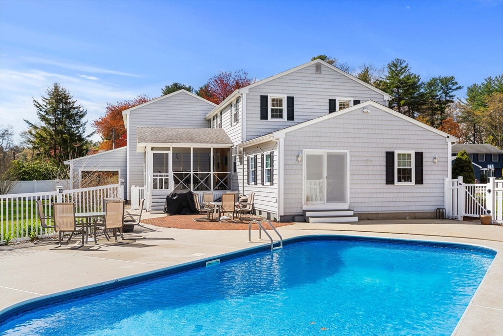 7 Leary Dr.