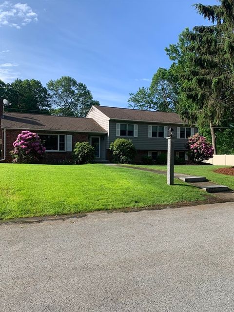Photo of 47 Farmington Road, Nashua, NH 03060 (MLS # 73538786)