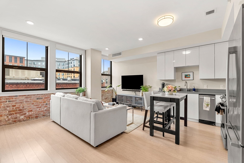 121 Portland St #609, Boston, MA Photo #7