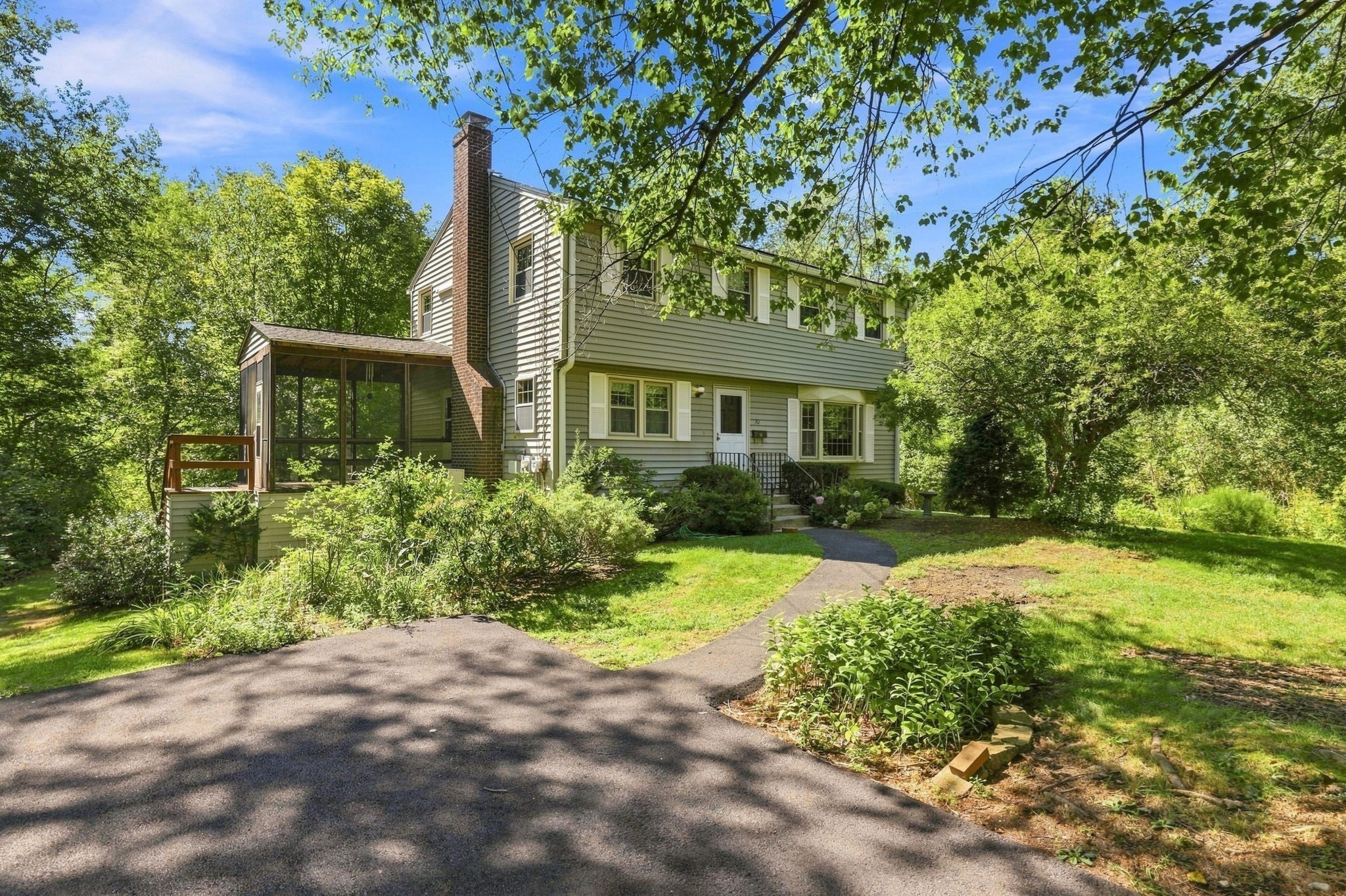 30 Ideal Ave