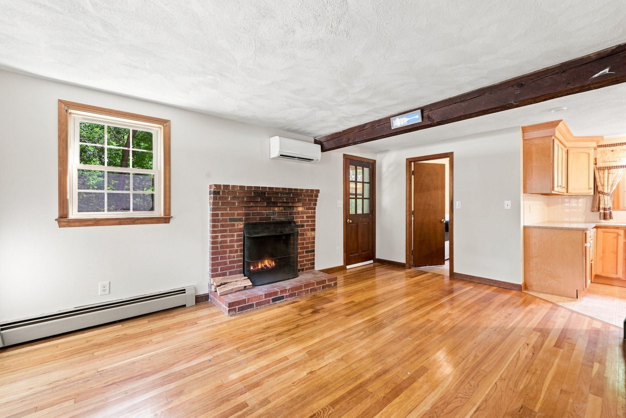 30 Ideal Ave, Chelmsford, MA Photo #17