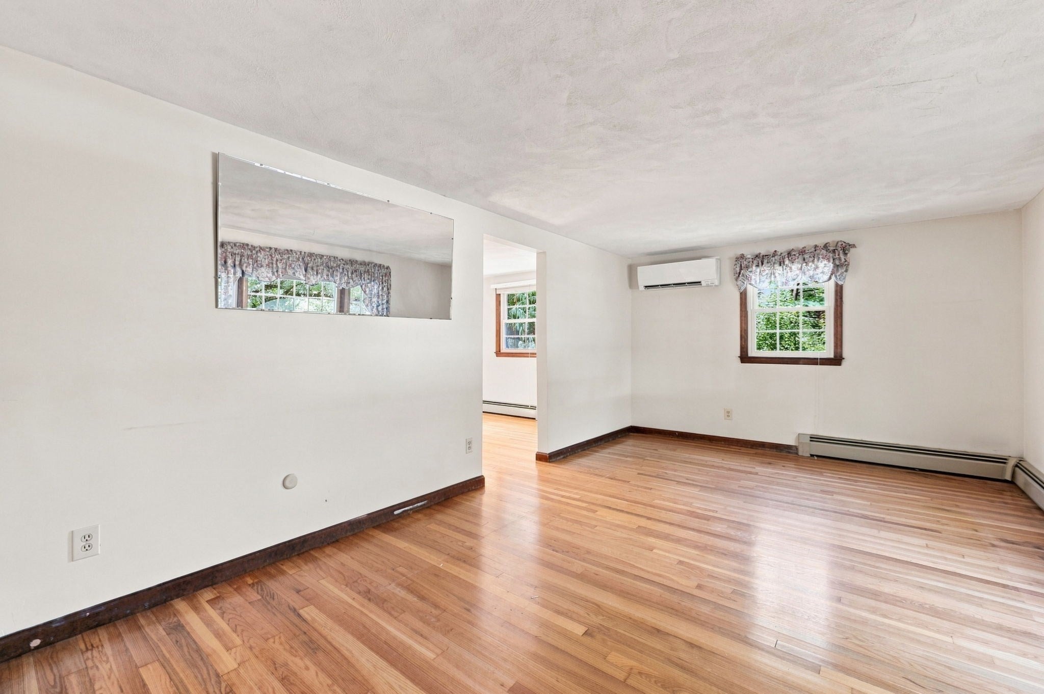 30 Ideal Ave, Chelmsford, MA Photo #14