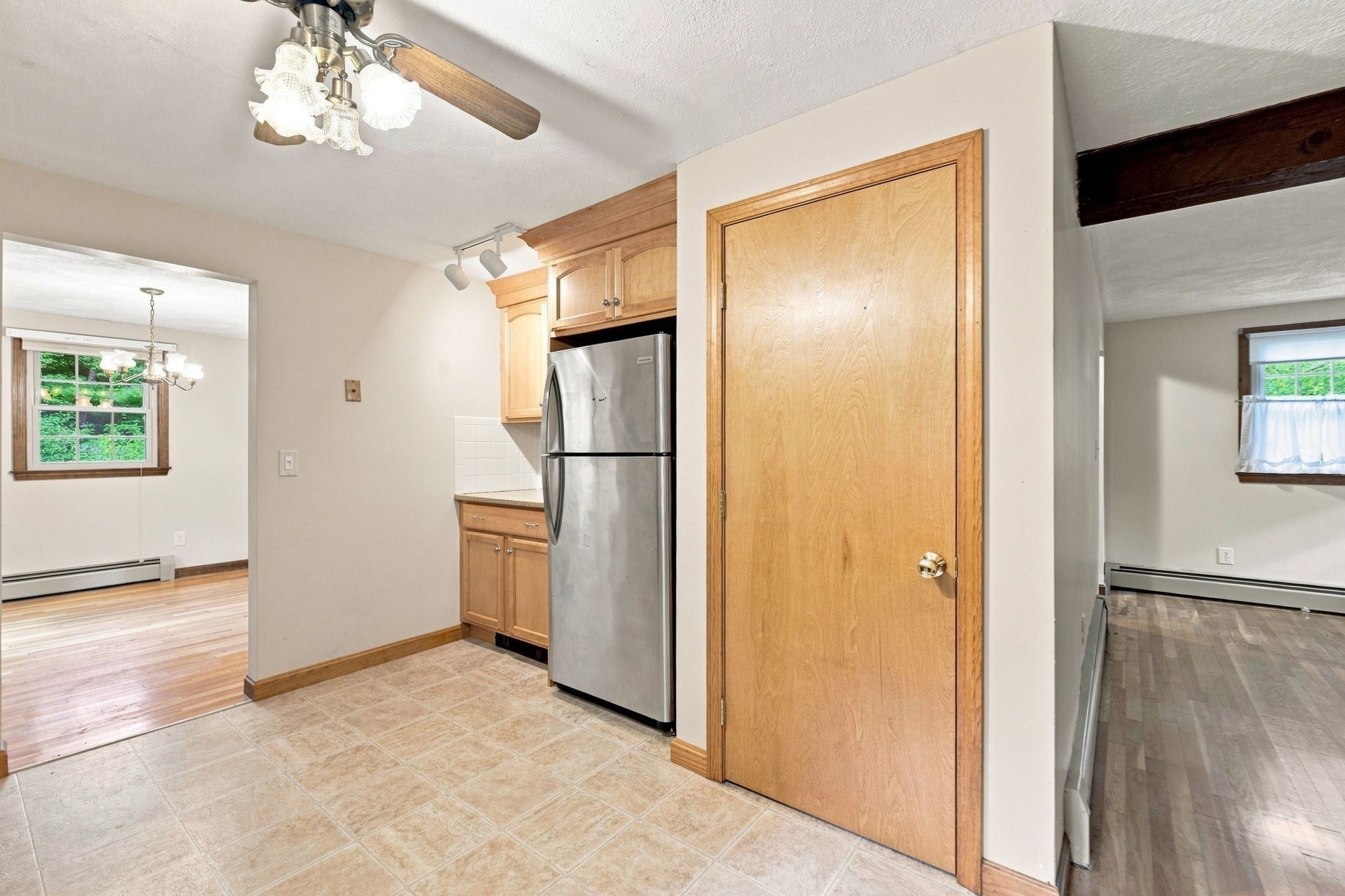30 Ideal Ave, Chelmsford, MA Photo #6