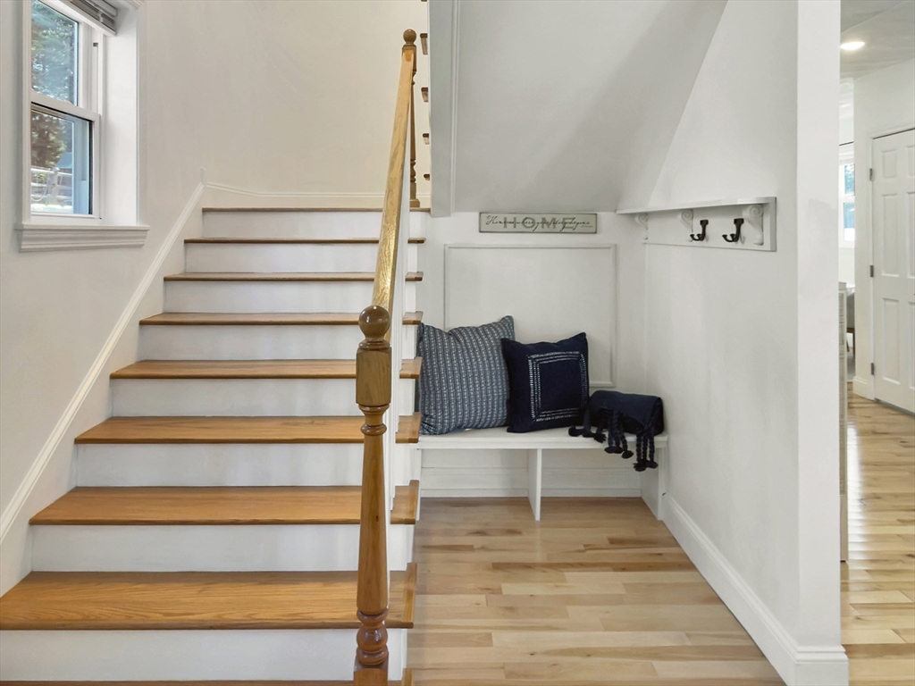 47 Woodbine Ave