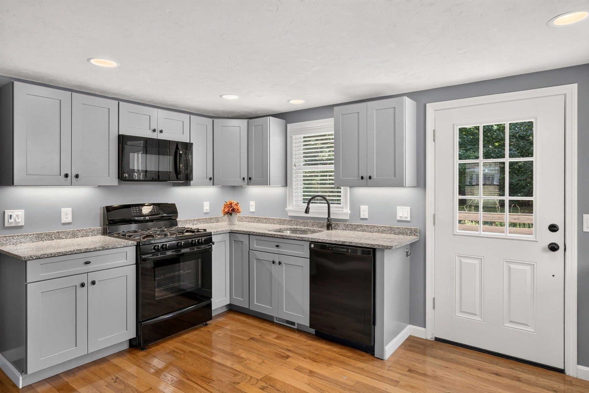 52 Willimantic Drive, Barnstable, MA, 52 Willimantic Drive, Barnstable, MA Photo #4