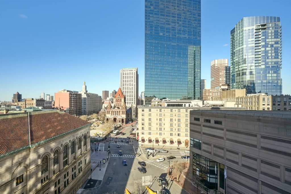 Boston, Massachusetts 02116, United States, 3 Bedrooms Bedrooms, ,3 BathroomsBathrooms,Residential,Active,85766