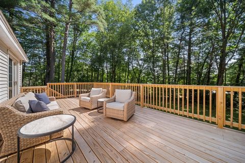 21 Woodman Rd Amesbury MA 01913