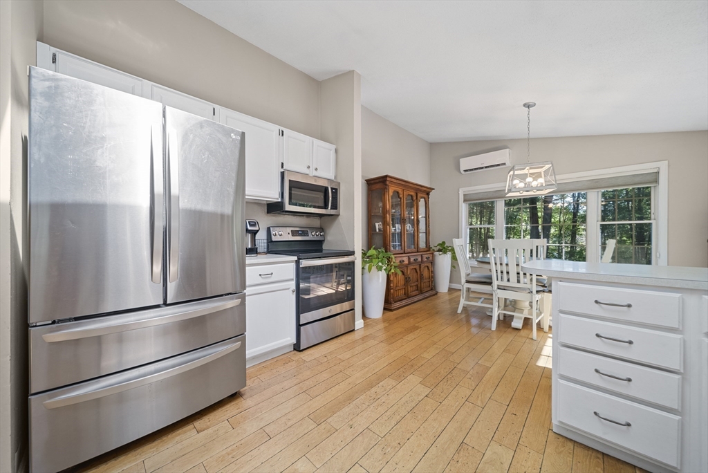 21 Woodman Rd