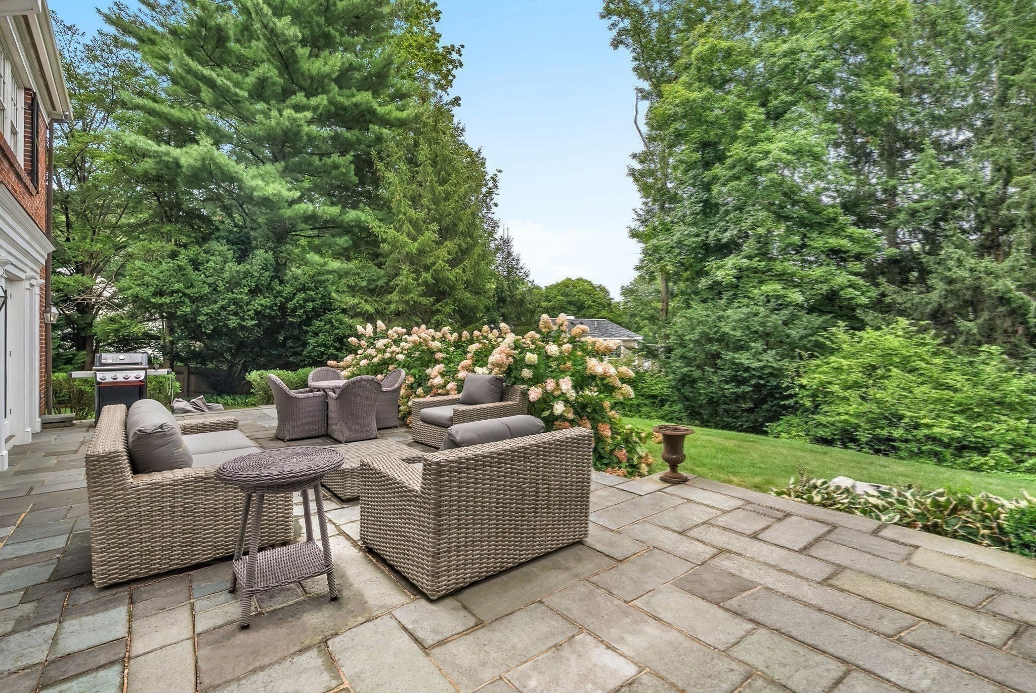 135 Edmunds Road, Wellesley, MA Photo #28
