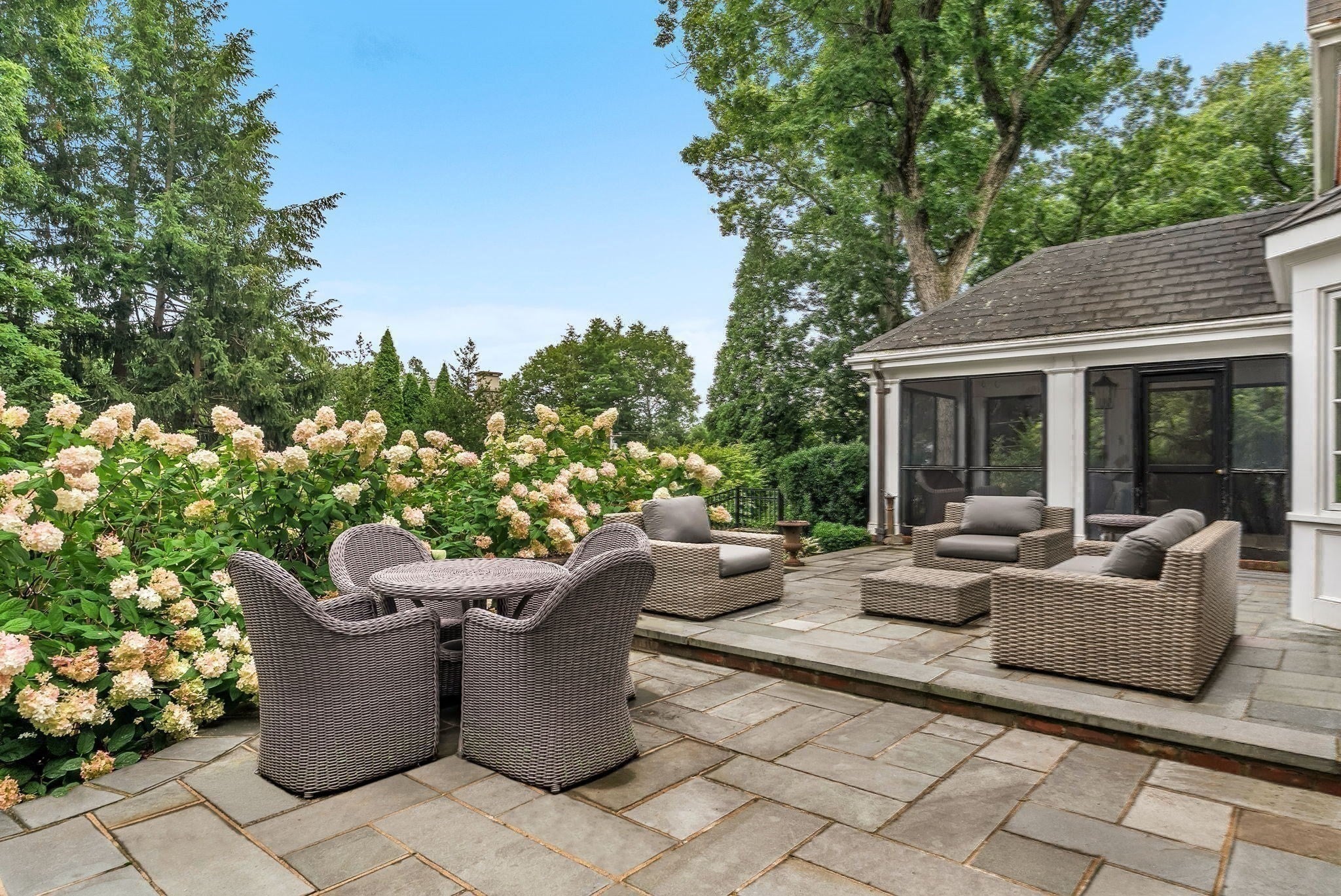 135 Edmunds Road, Wellesley, MA Photo #27