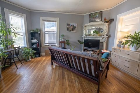 430 Centre St. 2 Boston MA 02130