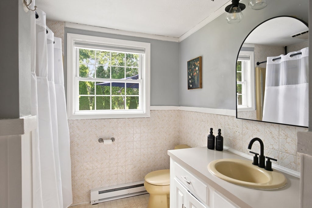 19 Sawdy Pond Avenue, Tiverton, RI, 19 Sawdy Pond Avenue, Tiverton, RI Photo #20