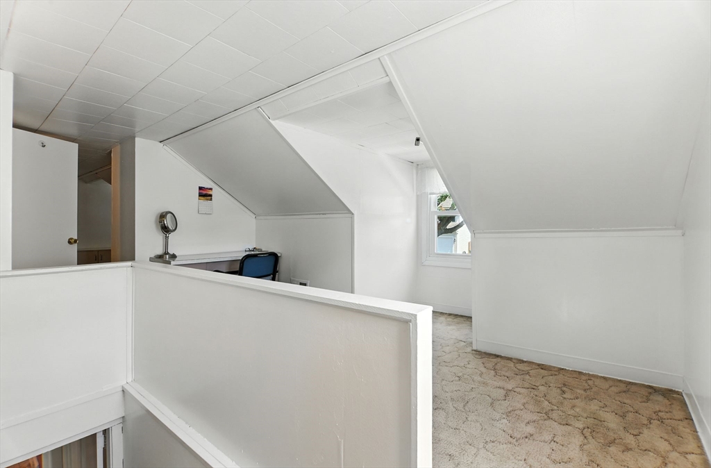 Springfield, Massachusetts 01118, United States, 3 Bedrooms Bedrooms, ,2 BathroomsBathrooms,Residential,Active,190990