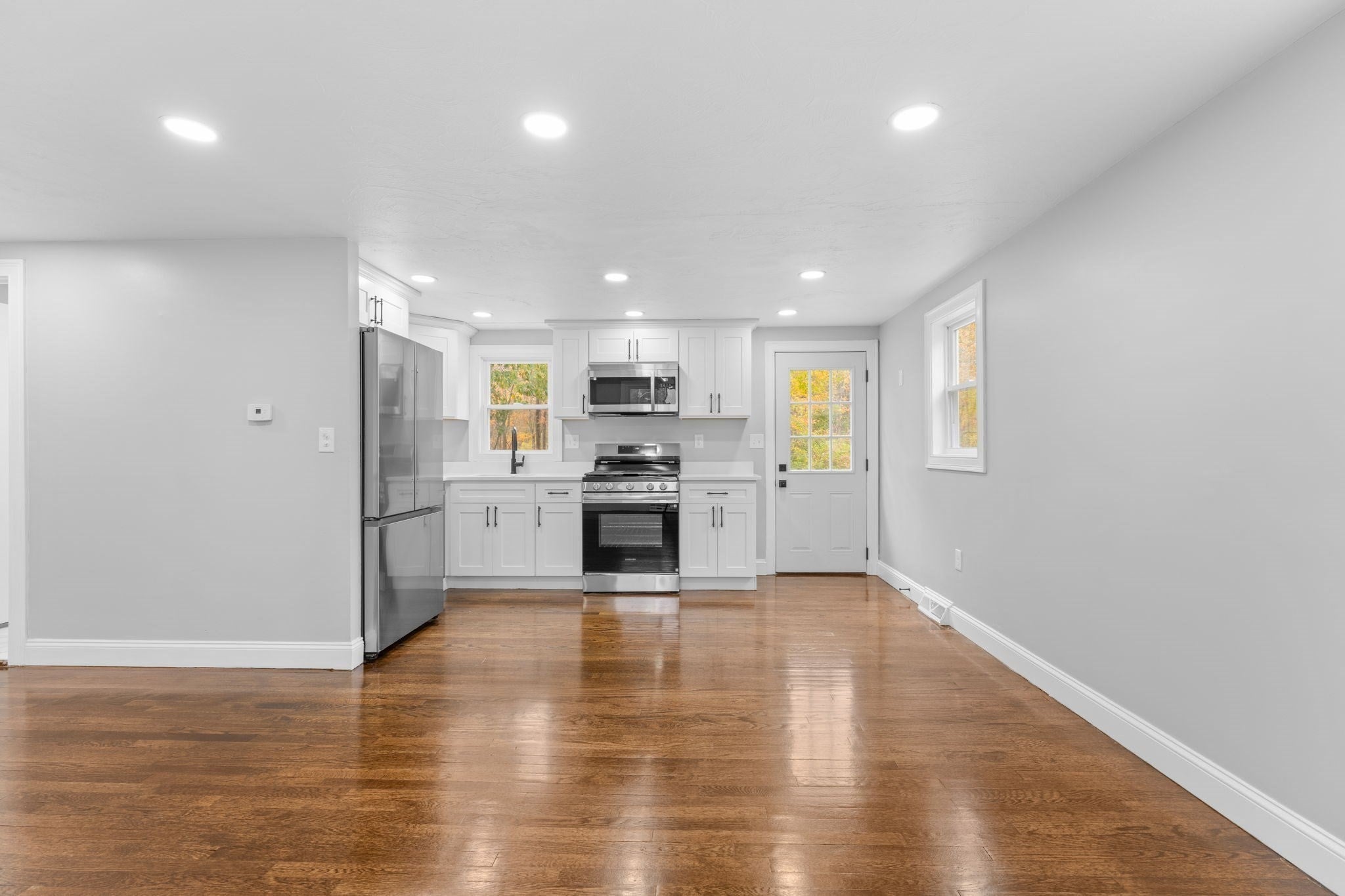 124 Auburn St, Whitman, MA Photo #9