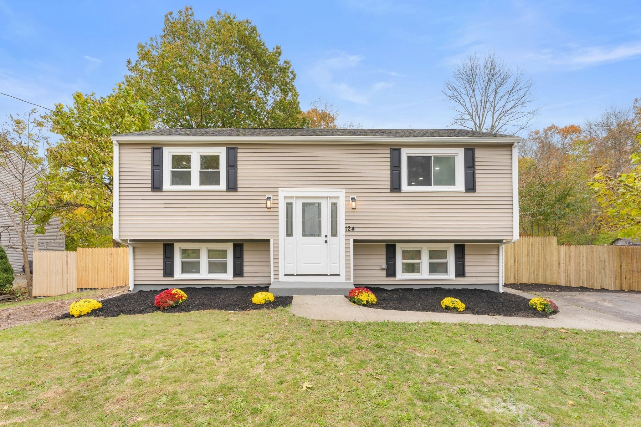 124 Auburn St, Whitman, MA Photo #3