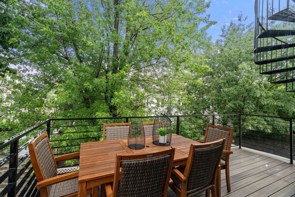 16 Elston Street 2
