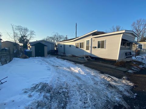 Photo of 16 Pioneer Way, Springfield, MA 01119 (MLS # 73475187)