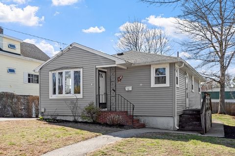 Photo of 28 Hibiscus Ave, Waltham, MA 02451 (MLS # 73500341)