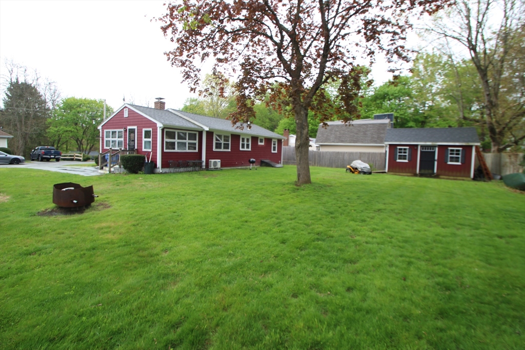 4 Simmons Ave