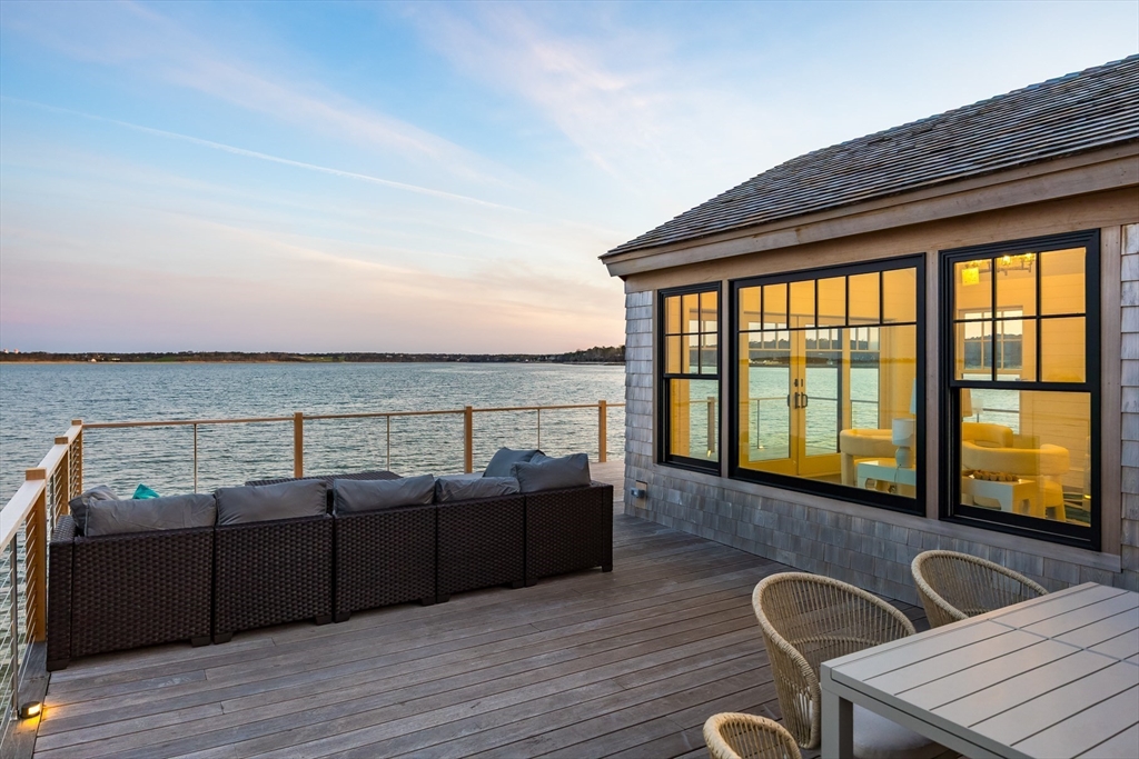 Orleans, Massachusetts 02653, United States, 5 Bedrooms Bedrooms, ,8 BathroomsBathrooms,Residential,Active,43345