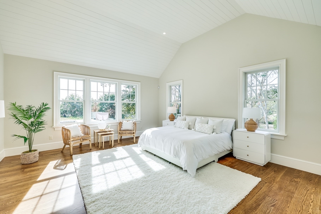 Orleans, Massachusetts 02653, United States, 5 Bedrooms Bedrooms, ,8 BathroomsBathrooms,Residential,Active,43345