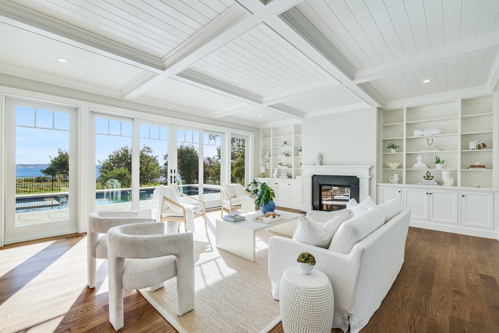 Orleans, Massachusetts 02653, United States, 5 Bedrooms Bedrooms, ,8 BathroomsBathrooms,Residential,Active,43345