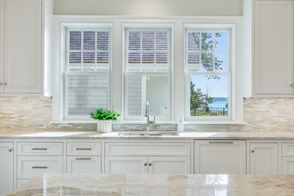 Orleans, Massachusetts 02653, United States, 5 Bedrooms Bedrooms, ,8 BathroomsBathrooms,Residential,Active,43345