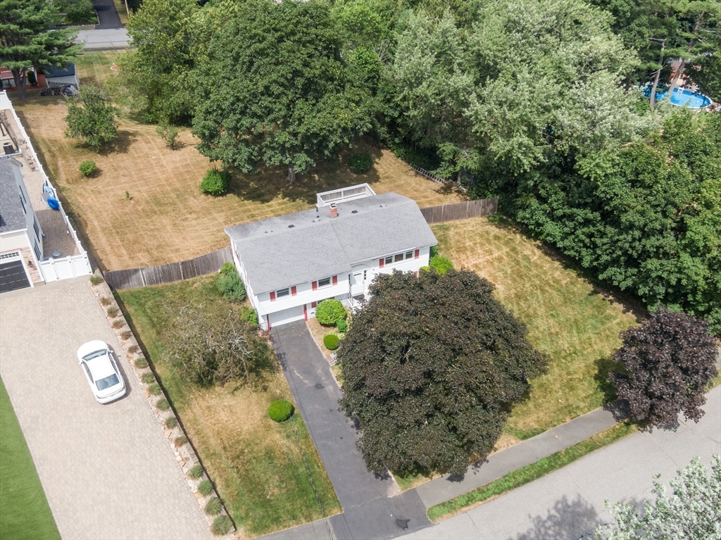 6 Wayne Rd