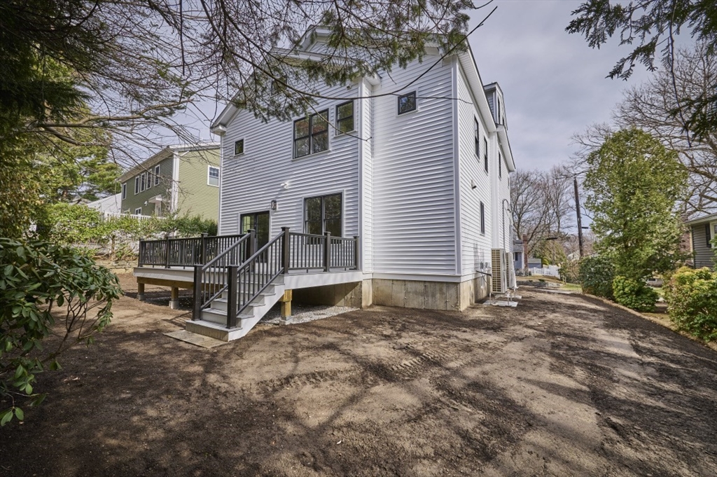 51 Greeley Cir