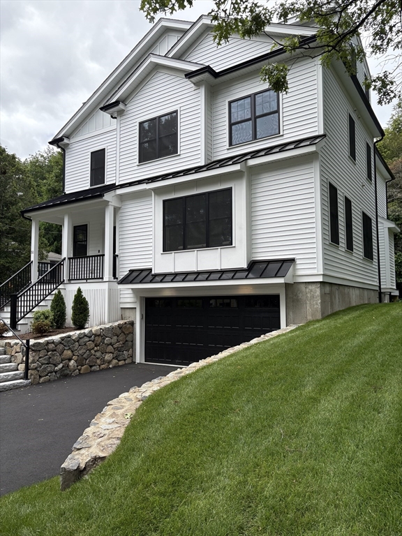 51 Greeley Cir