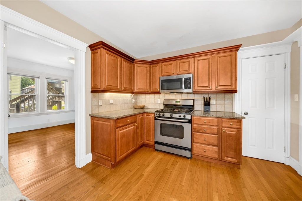 32 Eddy St #1, Waltham, MA, 32 Eddy St #1, Waltham, MA Photo #8