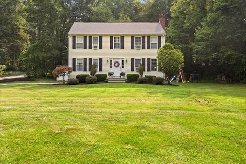 Photo of 530 Chestnut Hill Road, Millville, MA 01529 (MLS # 73552361)