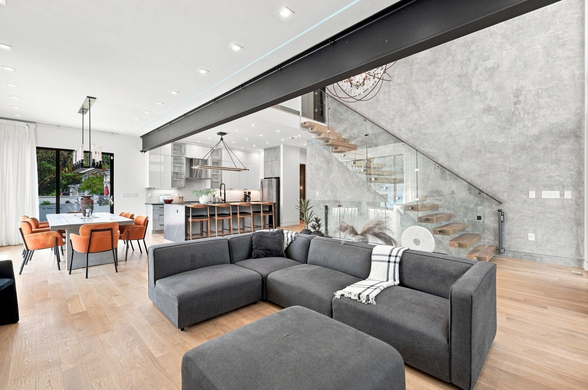 61 Walnut St