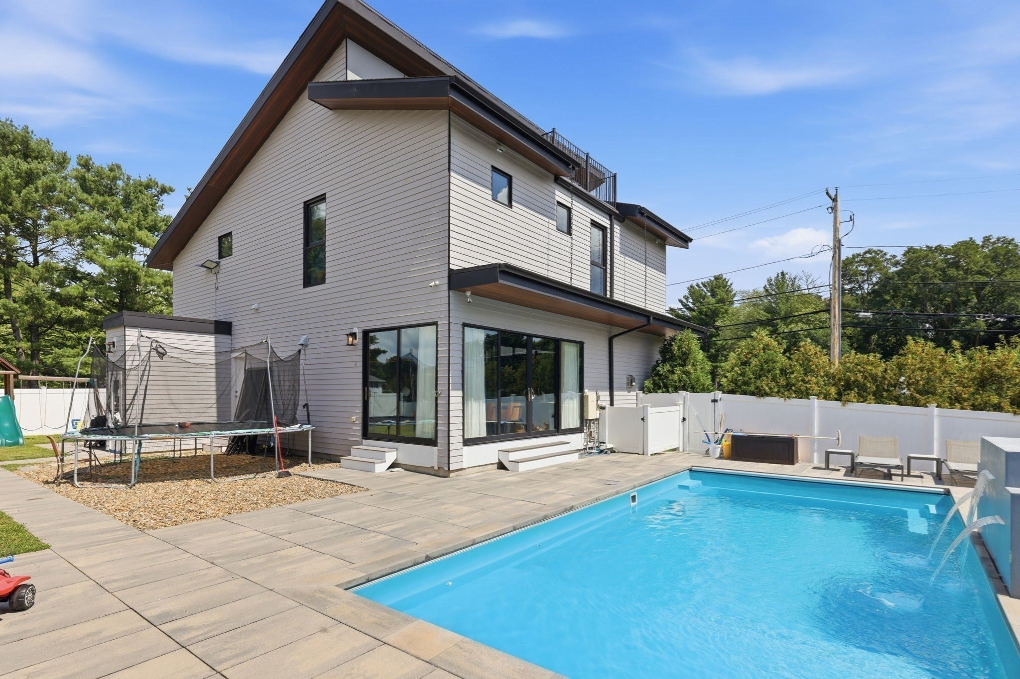 61 Walnut St, Saugus, MA, 61 Walnut St, Saugus, MA Photo #32