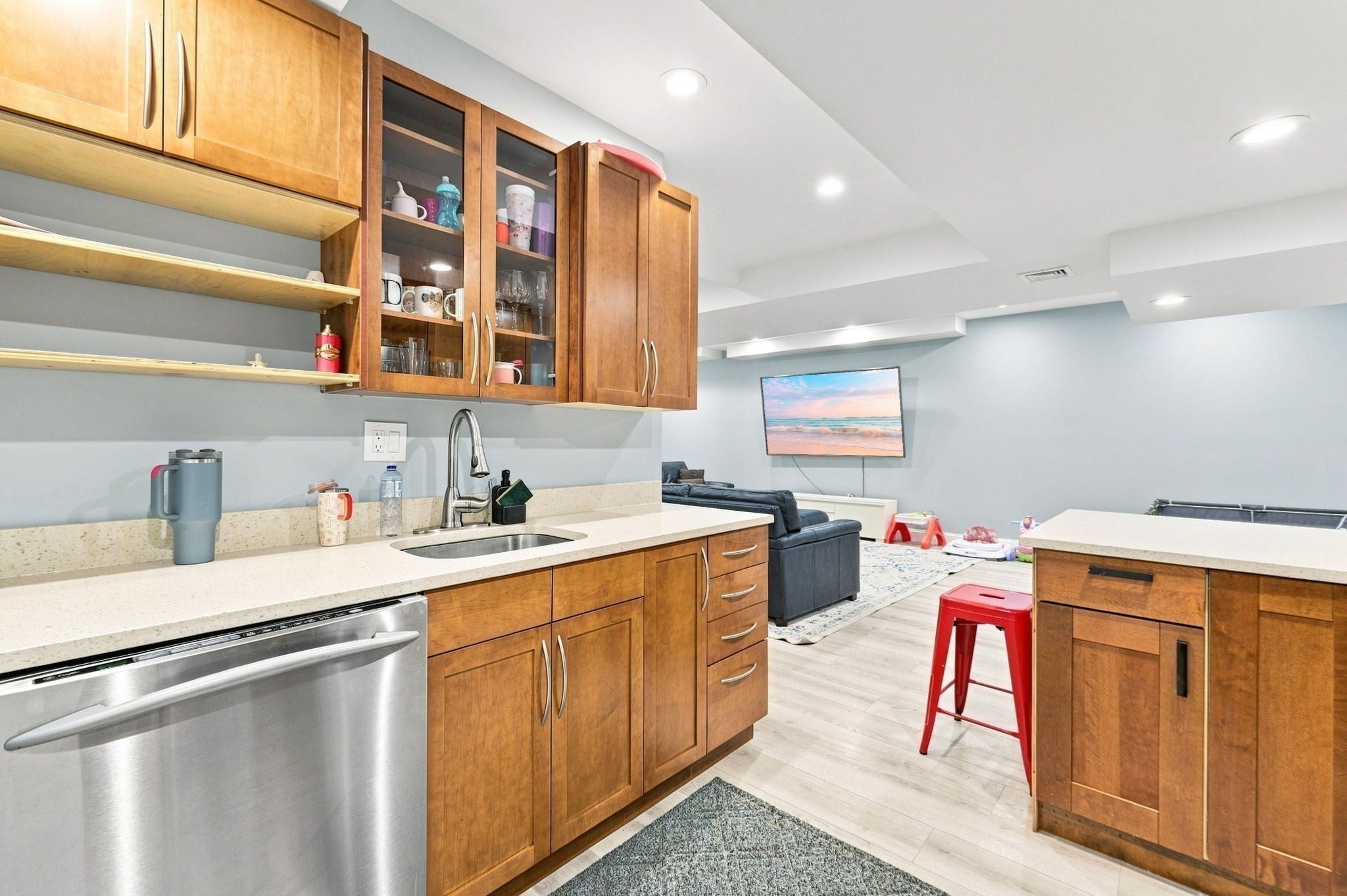 61 Walnut St, Saugus, MA, 61 Walnut St, Saugus, MA Photo #27
