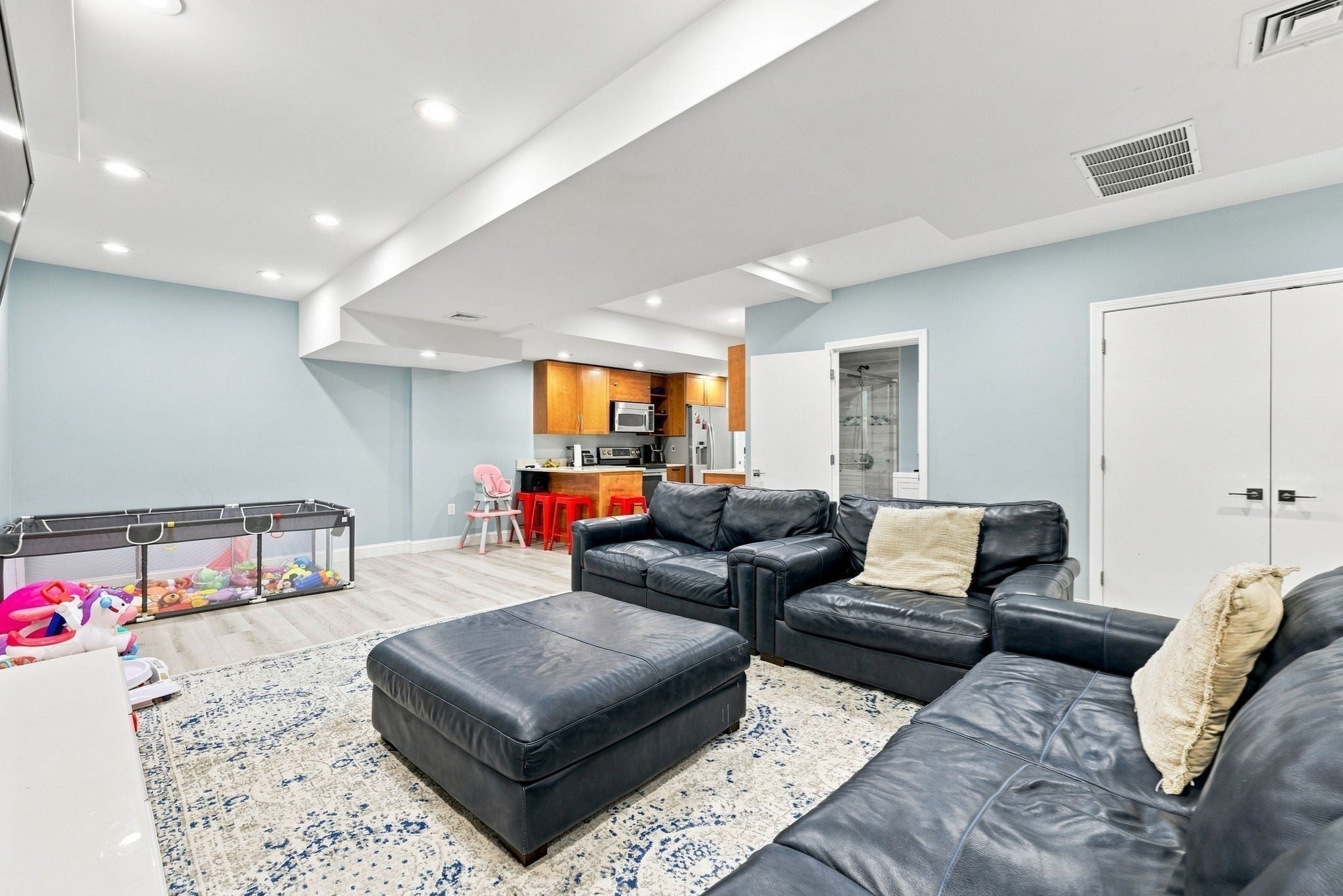61 Walnut St, Saugus, MA, 61 Walnut St, Saugus, MA Photo #26