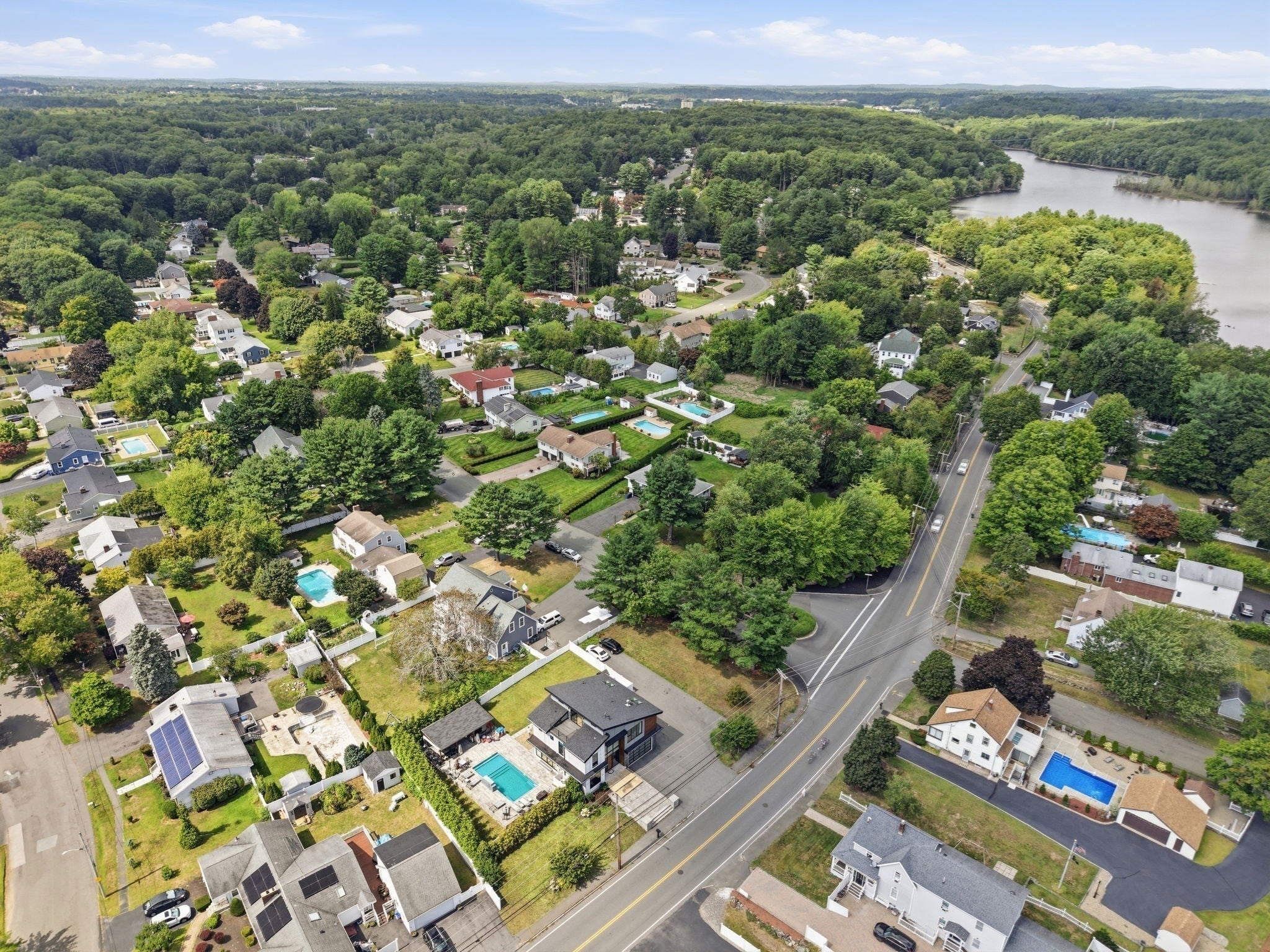 61 Walnut St, Saugus, MA, 61 Walnut St, Saugus, MA Photo #41