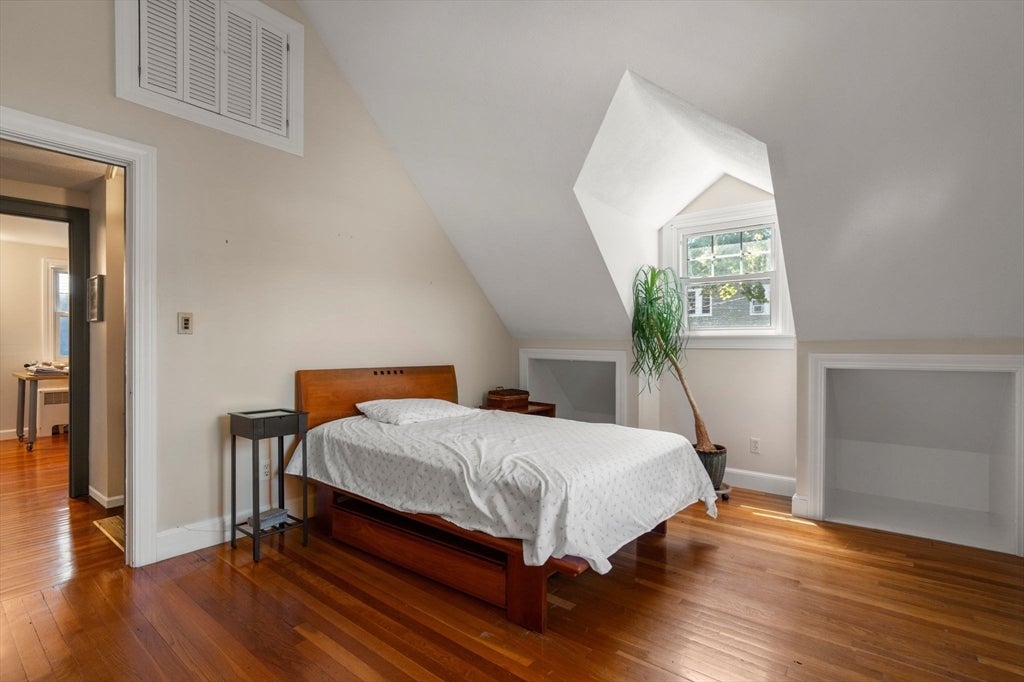 29 Laurel St, Arlington, MA Photo #8